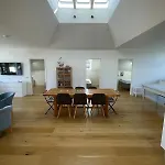 Luxury In The Embassy-area In