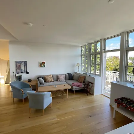 Luxury In The Embassy-area In Apartman