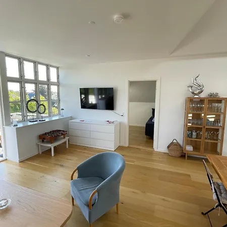 Luxury In The Embassy-area In Hellerup
