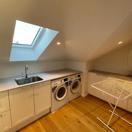 Luxury In The Embassy-area In Apartman