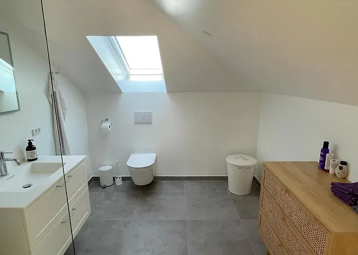Luxury In The Embassy-area In
